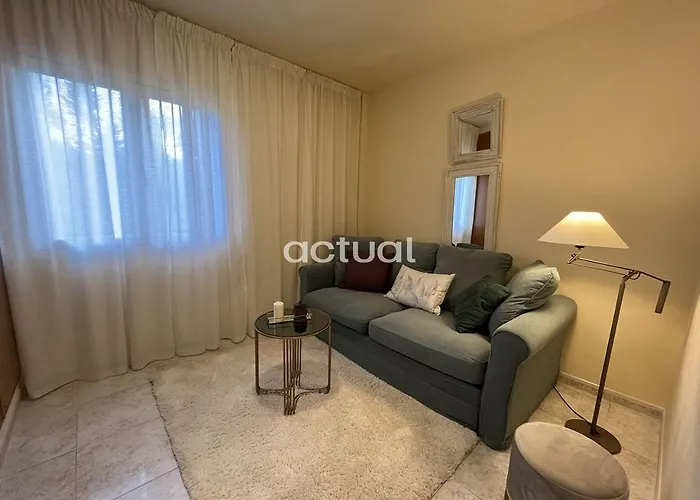 Santa Eliana 4 Esc D 2º 1ª Appartement